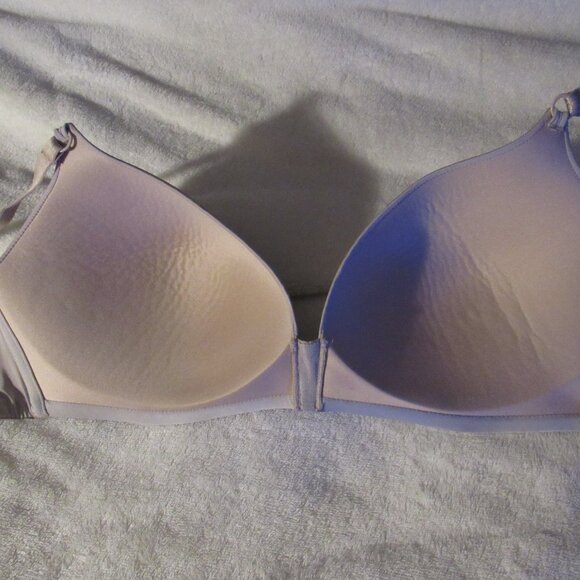 Victoria's Secret No Wire Bra 38C - Picture 5 of 7